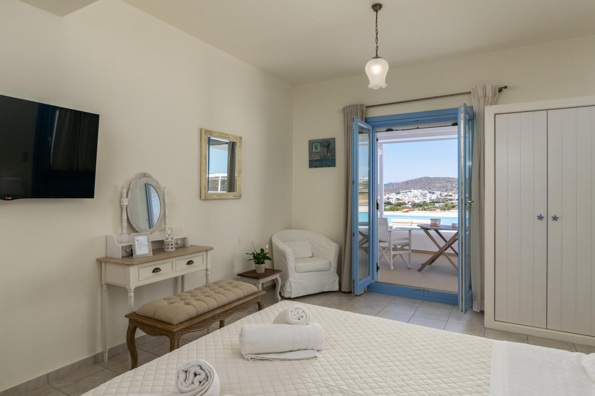 Blu Suites And Studios Adamantas  Екстериор снимка