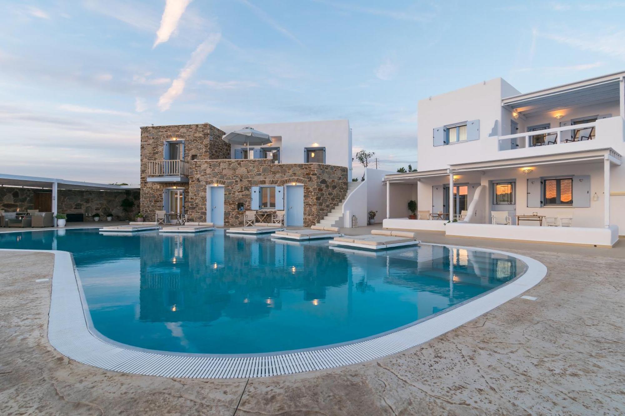 Blu Suites And Studios Adamantas  Екстериор снимка