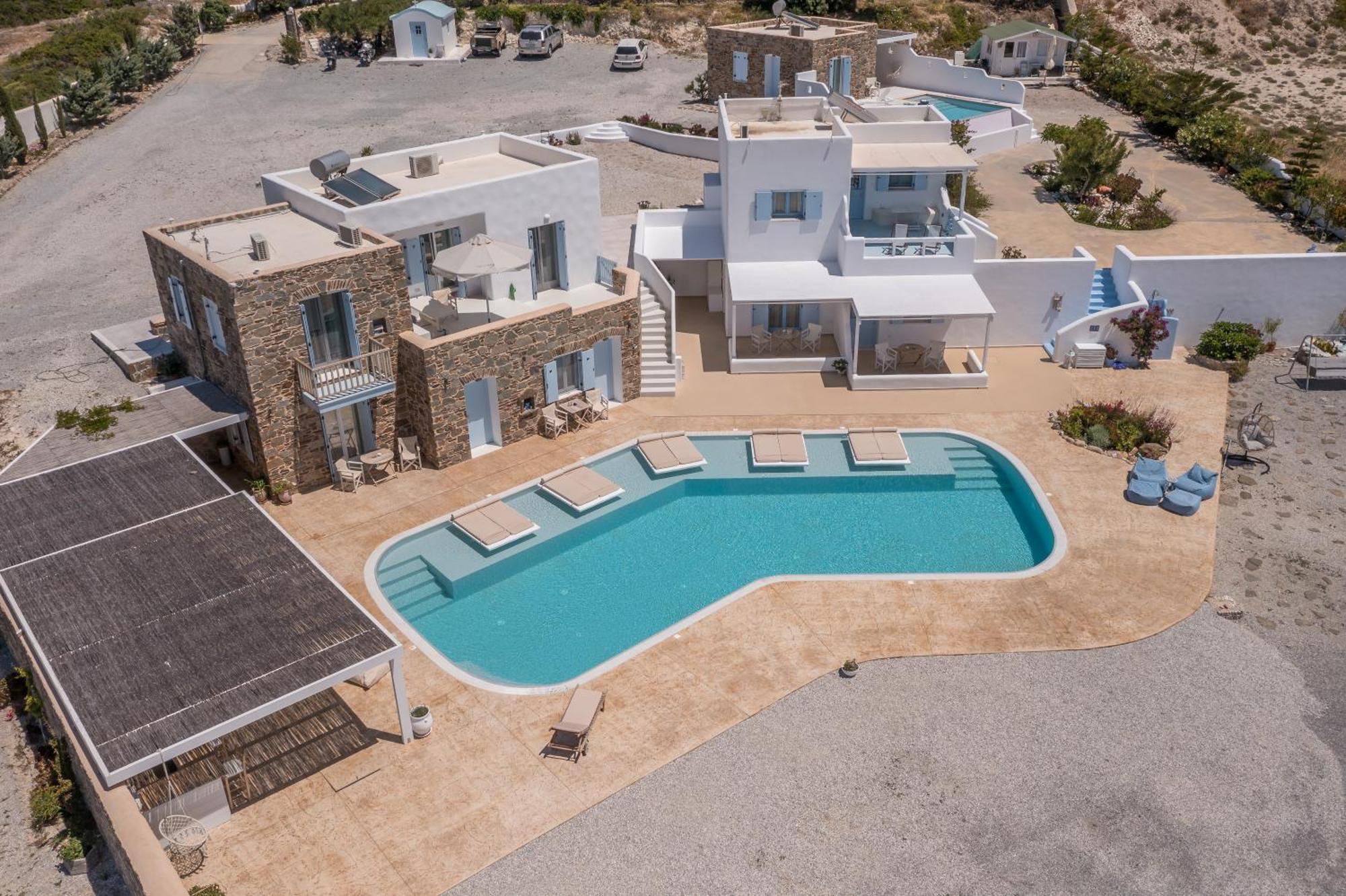 Blu Suites And Studios Adamantas  Екстериор снимка